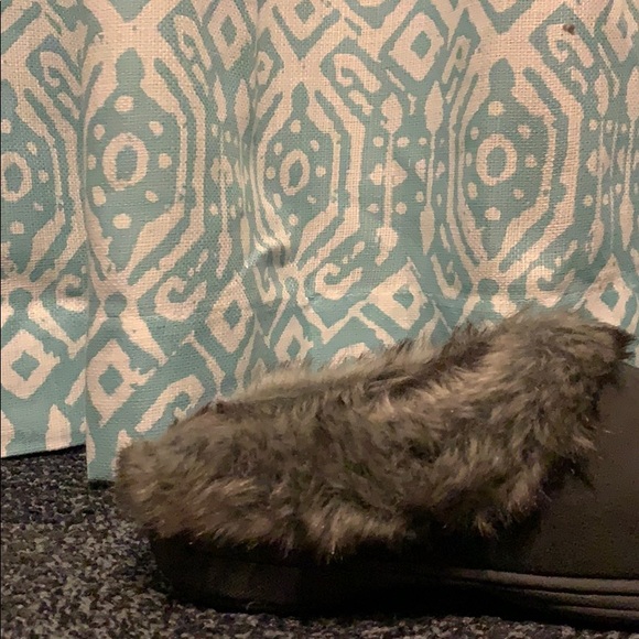 Slippers - Picture 4 of 7